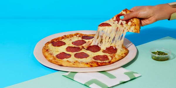 Pizza delivery straight to your door